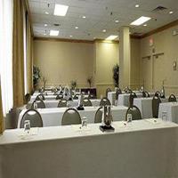 Holiday - Newark By Ihg Hotel Clark