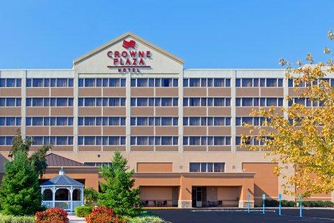 - Newark By Ihg 4* Clark